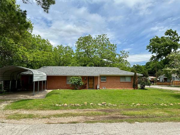 103 E Ann Street, Kaufman, TX 75142