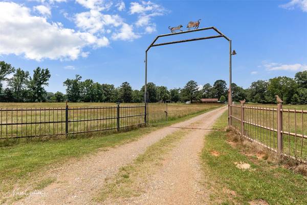 144 Coker Road, Benton, LA 71006