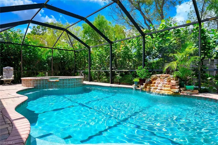 27109 Edenbridge CT, Bonita Springs, FL 34135