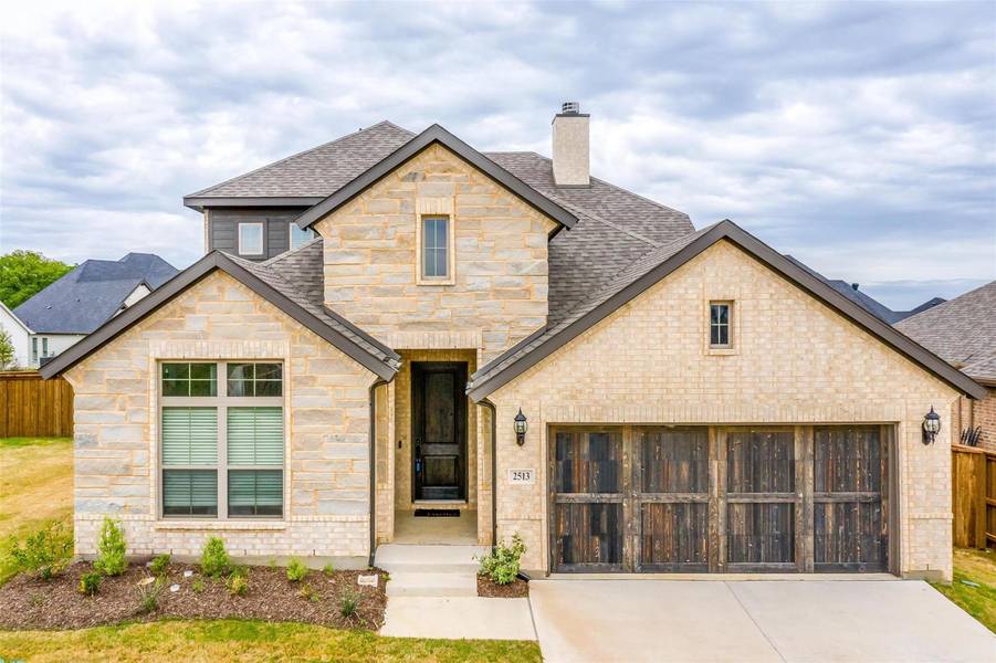 2513 Bunker Hill Drive, Burleson, TX 76028