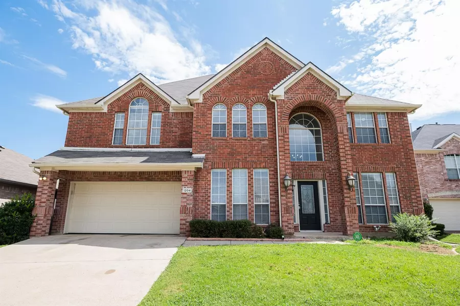 1204 Angel Fire Lane, Arlington, TX 76001