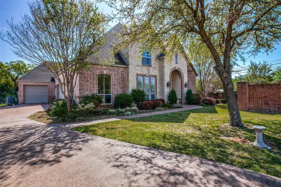 7215 Riverbrook Court, Arlington, TX 76001