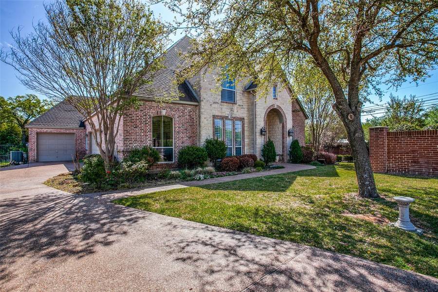 7215 Riverbrook Court, Arlington, TX 76001