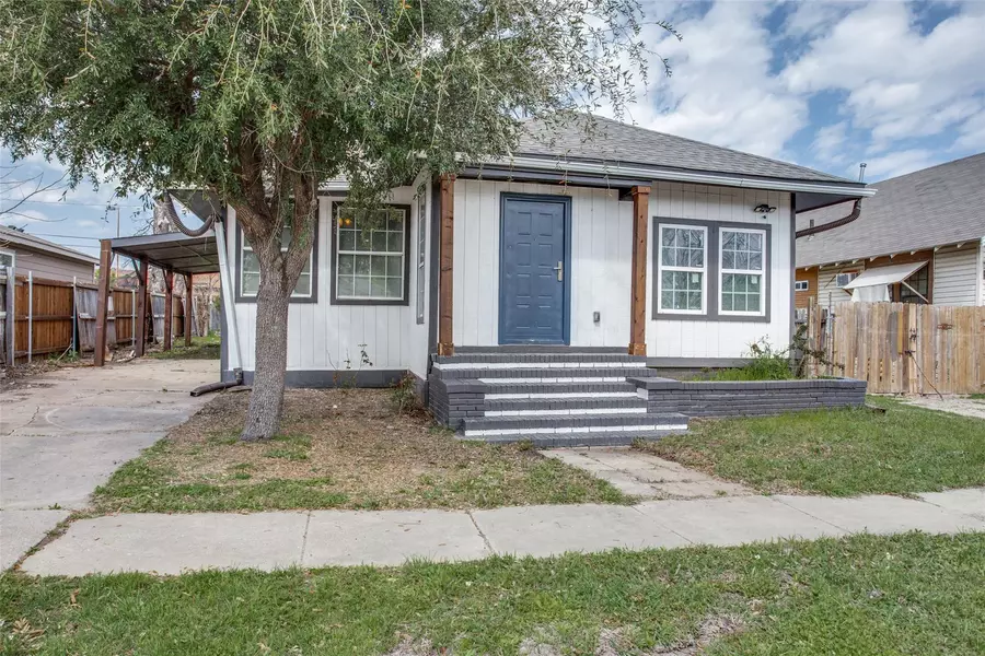 1233 E Richmond Avenue, Fort Worth, TX 76104