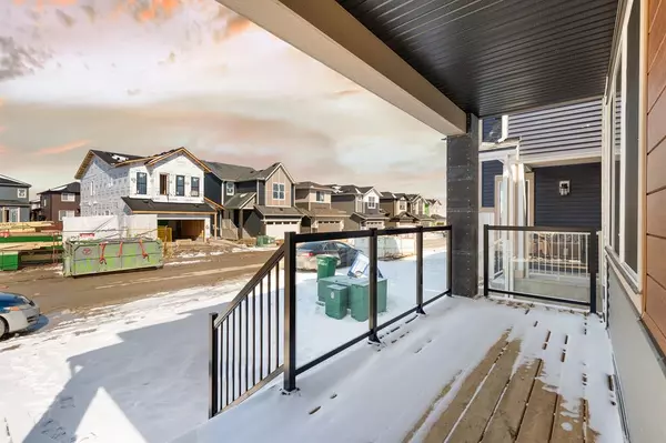 Airdrie, AB T4B 0R7,452 Creekrun CRES SW