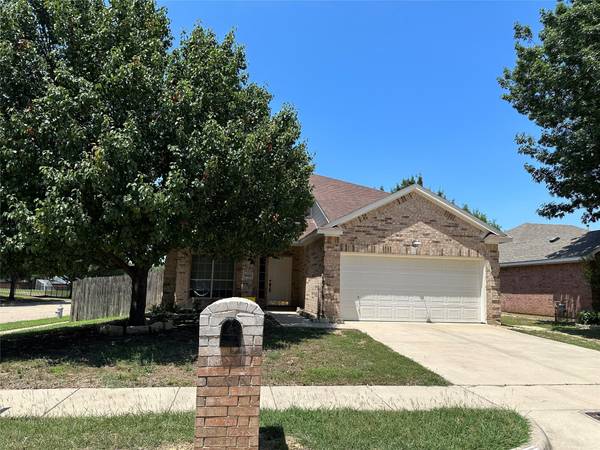 5601 Eastwedge Drive, Fort Worth, TX 76137