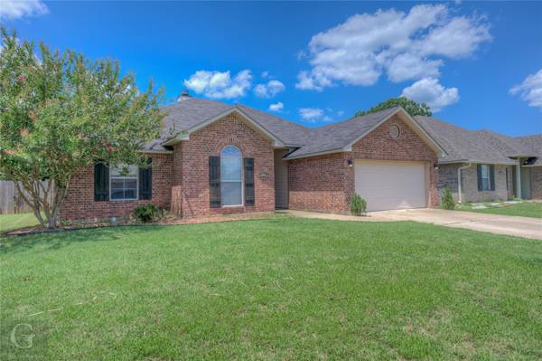 252 Avondale Lane, Bossier City, LA 71112