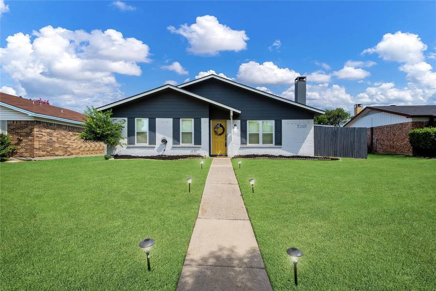 2223 Ridgedale Drive, Carrollton, TX 75006