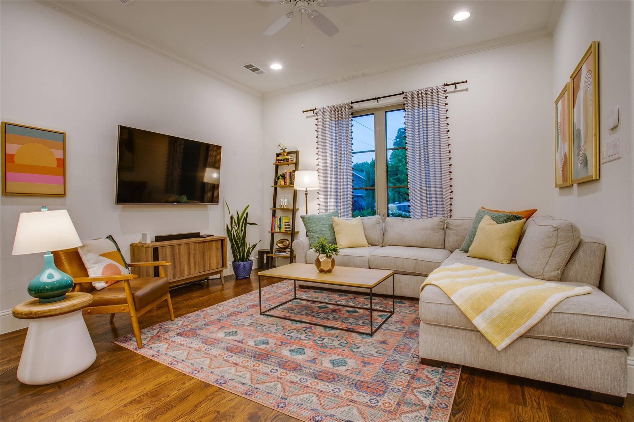 Dallas, TX 75208,627 W 8th Street