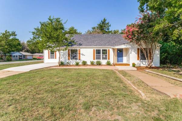 570 S Dallas Street, Van Alstyne, TX 75495