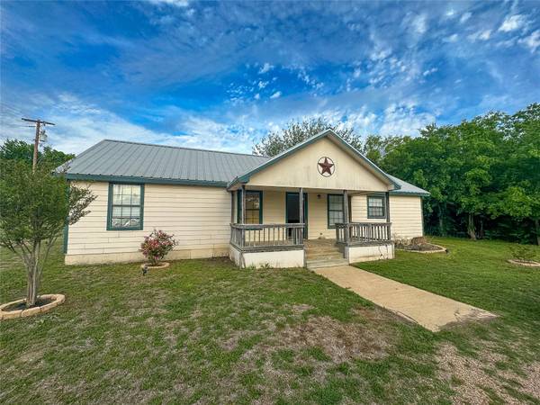 6554 S Highway 144,  Glen Rose,  TX 76043