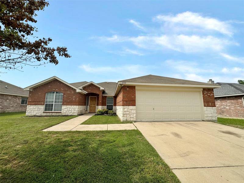 4711 Ashbury Lane, Mansfield, TX 76063