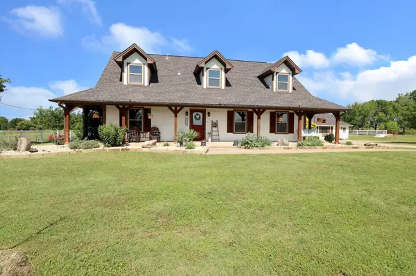 Justin, TX 76247,5832 Saddle Court