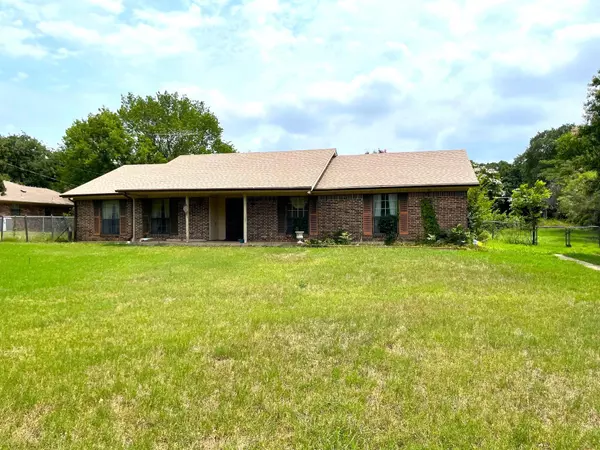 Burleson, TX 76028,131 Woodland Drive