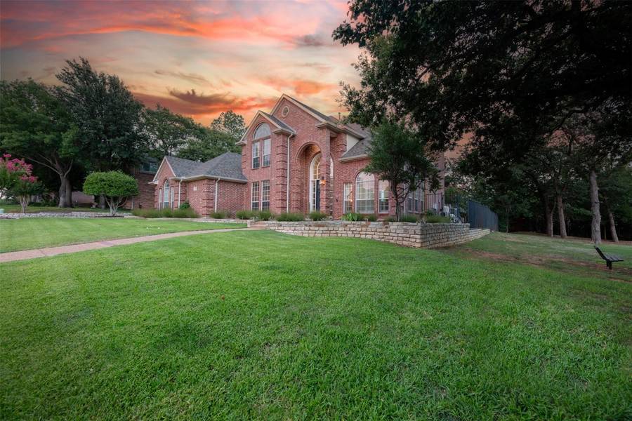 2890 Woodhollow Drive, Highland Village, TX 75077