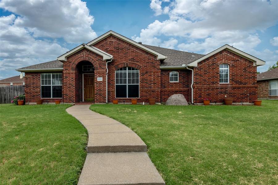 2828 Preston Creek, Mesquite, TX 75181