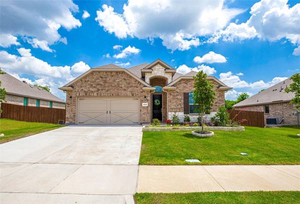 4046 Spring Grove Road, Midlothian, TX 76065