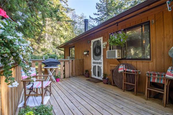 Pender Island, BC V0N 2M2,3701 Capstan Lane