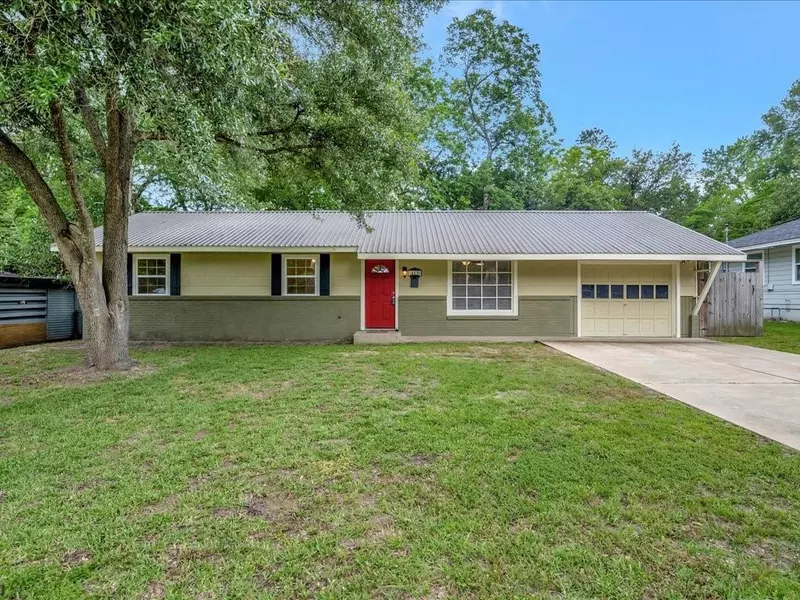 413 Dogwood Trail, Lufkin, TX 75904