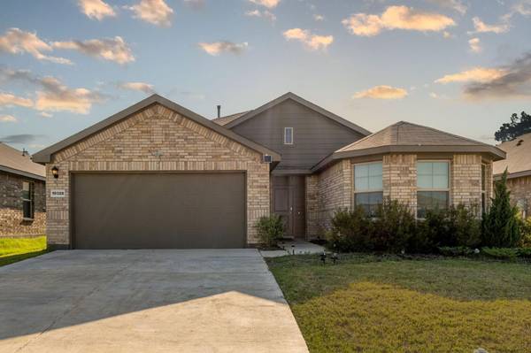 10328 Fort Elliott Trail, Crowley, TX 76036