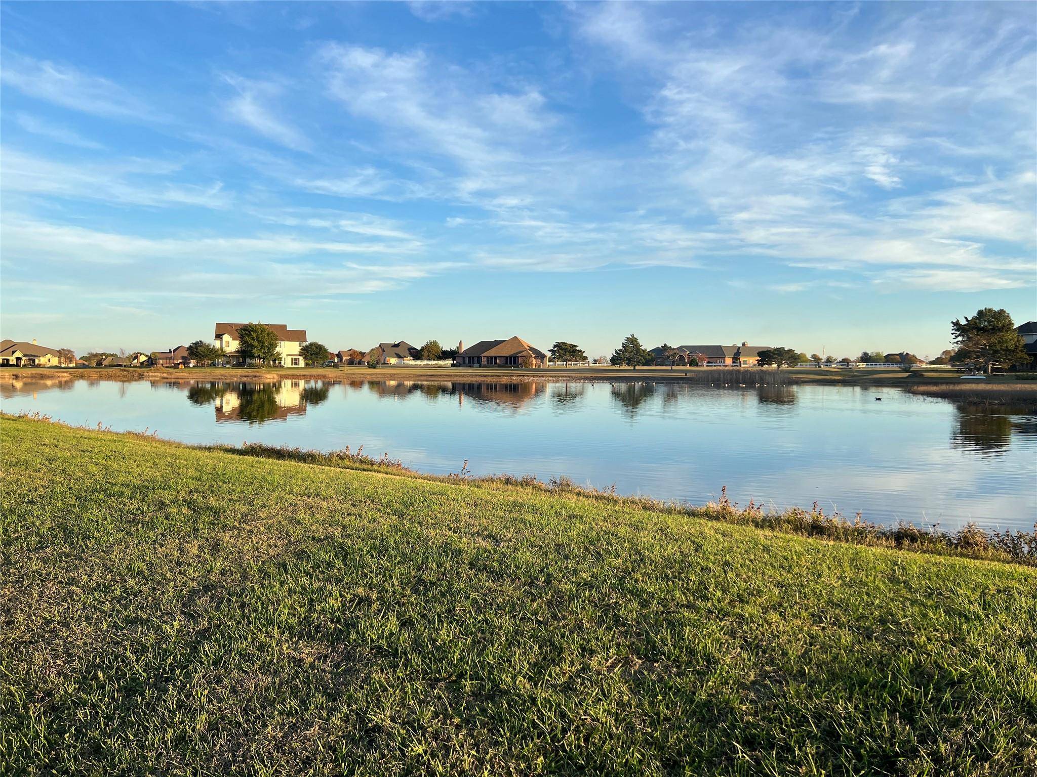 Gunter, TX 75058,44 Mirror Lakes Court