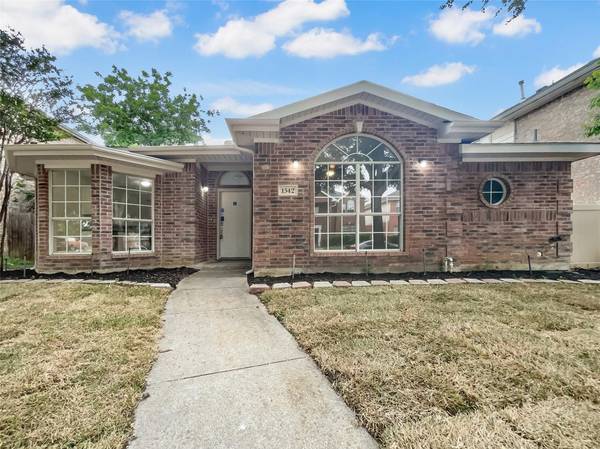 1542 Summers Drive, Cedar Hill, TX 75104