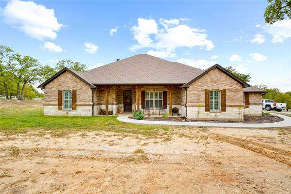 103 Bishop Drive, Weatherford, TX 76088