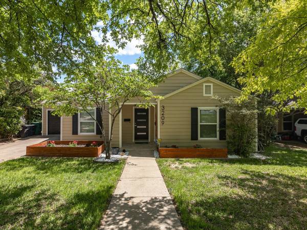 3209 Bigham Boulevard, Fort Worth, TX 76116