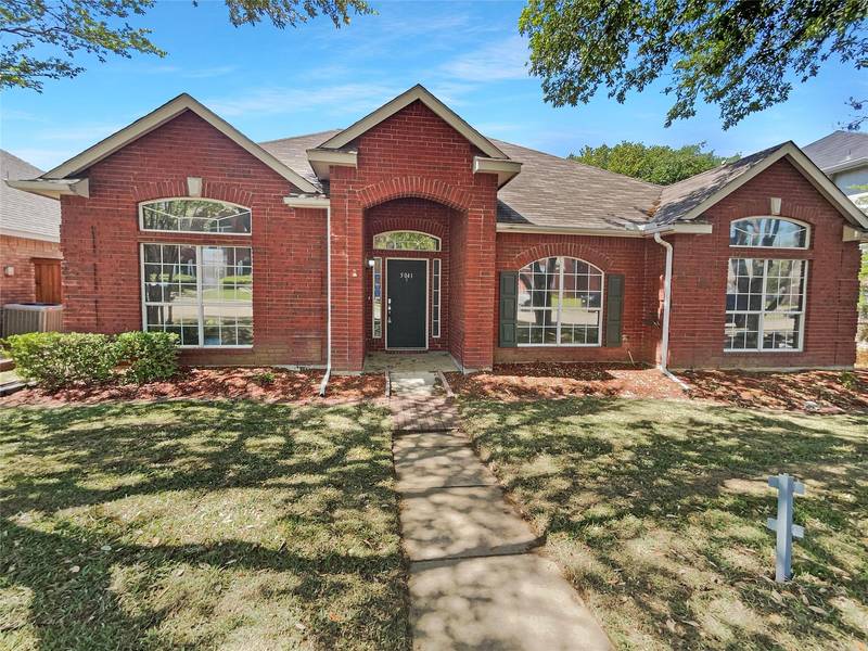 5041 Lake Vista Drive, The Colony, TX 75056