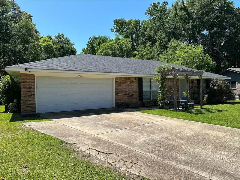 9794 Monticello Drive, Shreveport, LA 71118