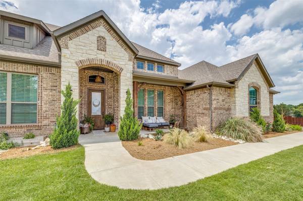 2751 Christine Lane, Midlothian, TX 76065