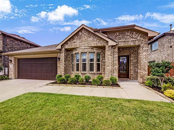 3106 Blacksmith Lane, Heartland, TX 75126