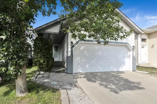 Calgary, AB T3K4P2,21 Coverton Close NE