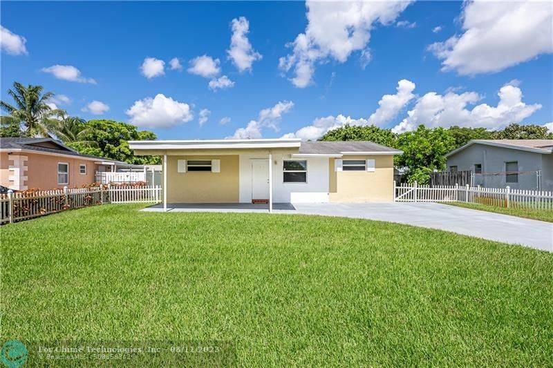 Davie, FL 33314,4111 SW 56th Ave