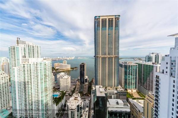 Miami, FL 33131,1010 Brickell ave  #4805