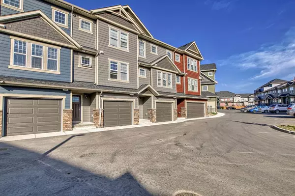 Calgary, AB T3M 3K8,270 Cranbrook SQ SE