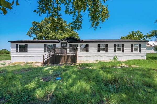 125 N County Road 1048, Celeste, TX 75423