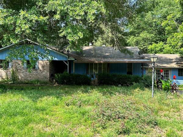 5546 Gumwood Tr, Gilmer, TX 75645