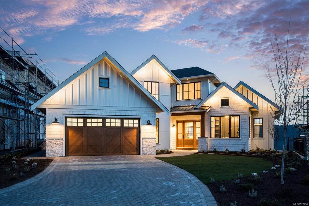 Langford, BC V9B 3S3,1432 Pinehurst Pl