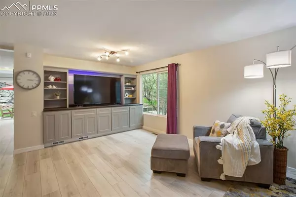 Castle Pines, CO 80108,7469 Berkeley CT