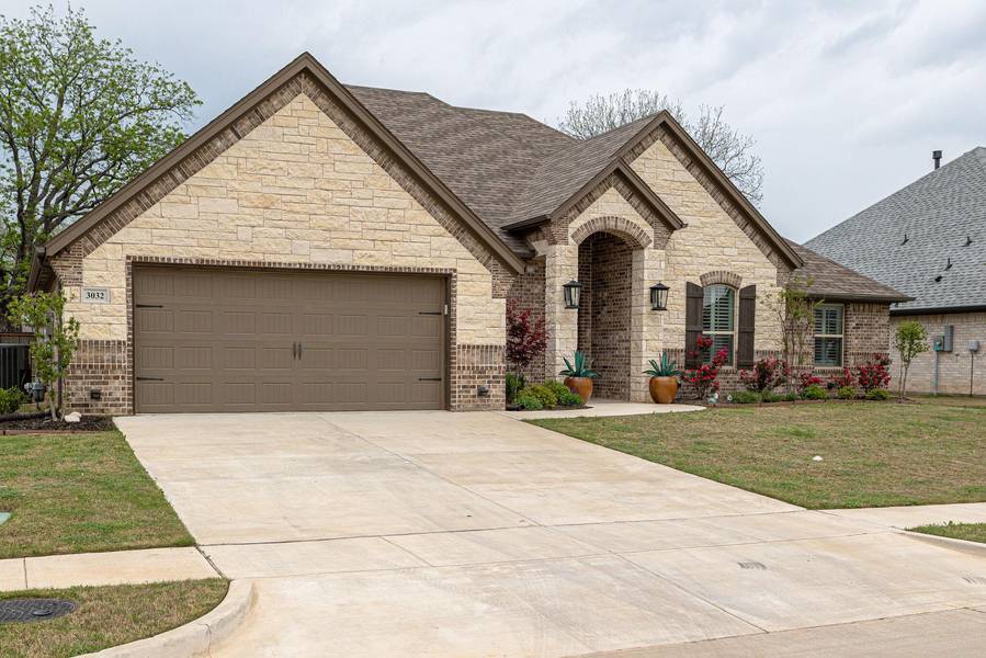 3032 Reed Court, Granbury, TX 76048