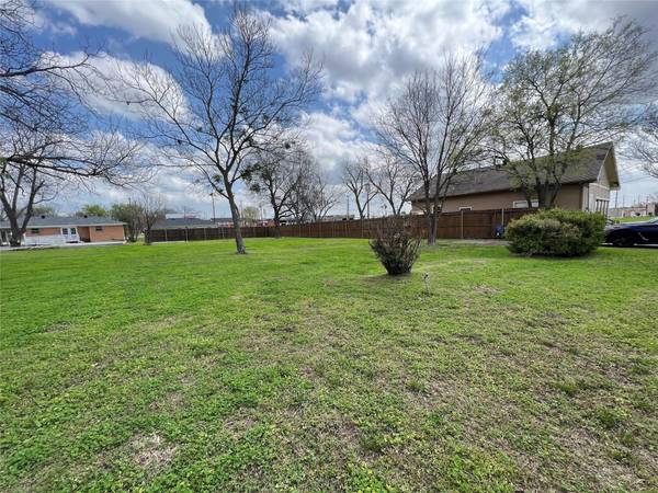 508 S Houston Street, Royse City, TX 75189