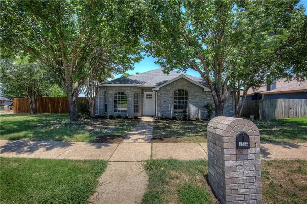 Mesquite, TX 75149,1534 Cedarcrest Circle