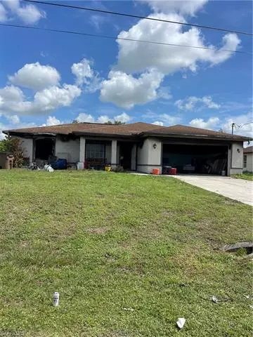 Lehigh Acres, FL 33976,3912 14th ST SW