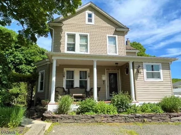 6 Burtt St, Netcong Boro, NJ 07857