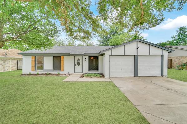 624 Circleview Drive, Mansfield, TX 76063