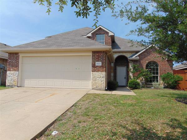 4023 Eric Drive, Heartland, TX 75126