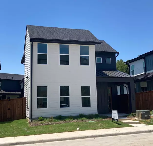 2209 Bird Street, Fort Worth, TX 76111