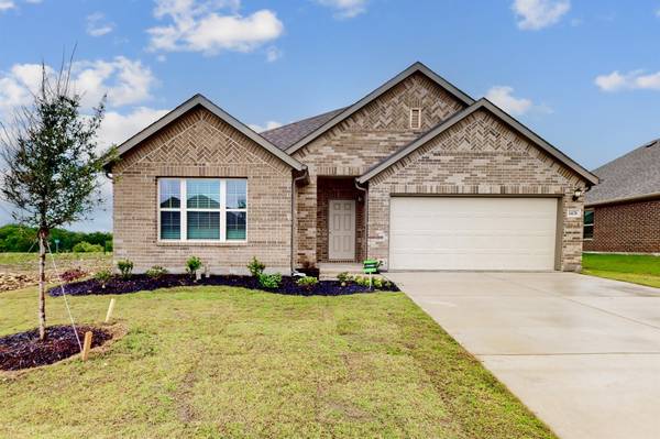 1428 Cedar Creek Lane, Crowley, TX 76036