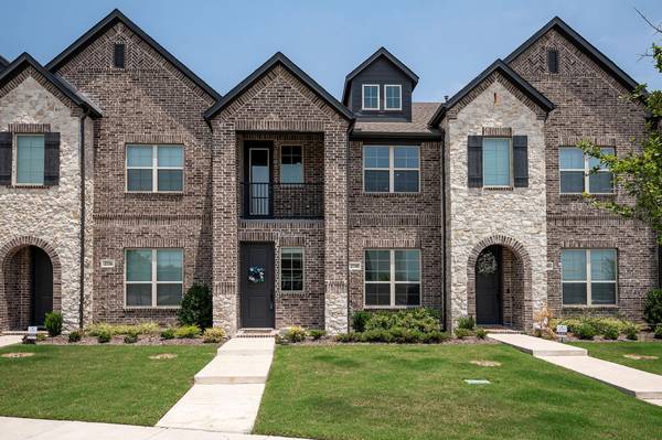 2738 Vista Park Lane, Lewisville, TX 75067